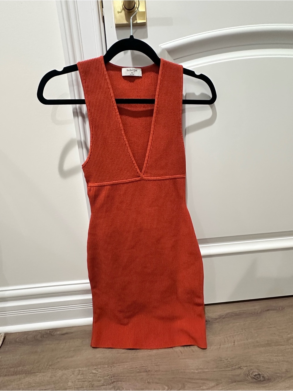 Babaton Rust-Red Ribbed V-Neck Mini Dress - Picture 3 of 6